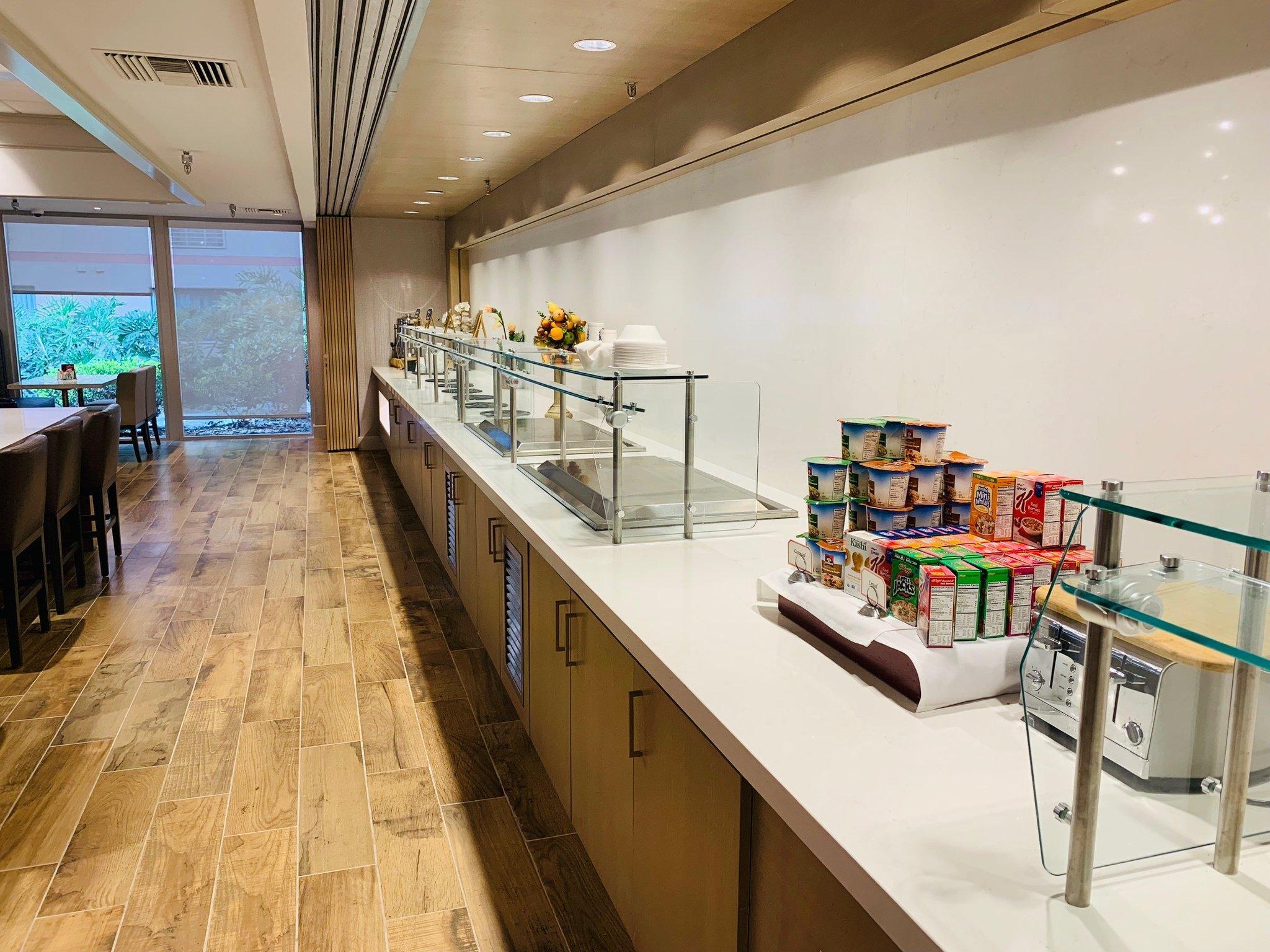 Crowne Plaza Silicon Valley North - Union City By Ihg Bagian luar foto