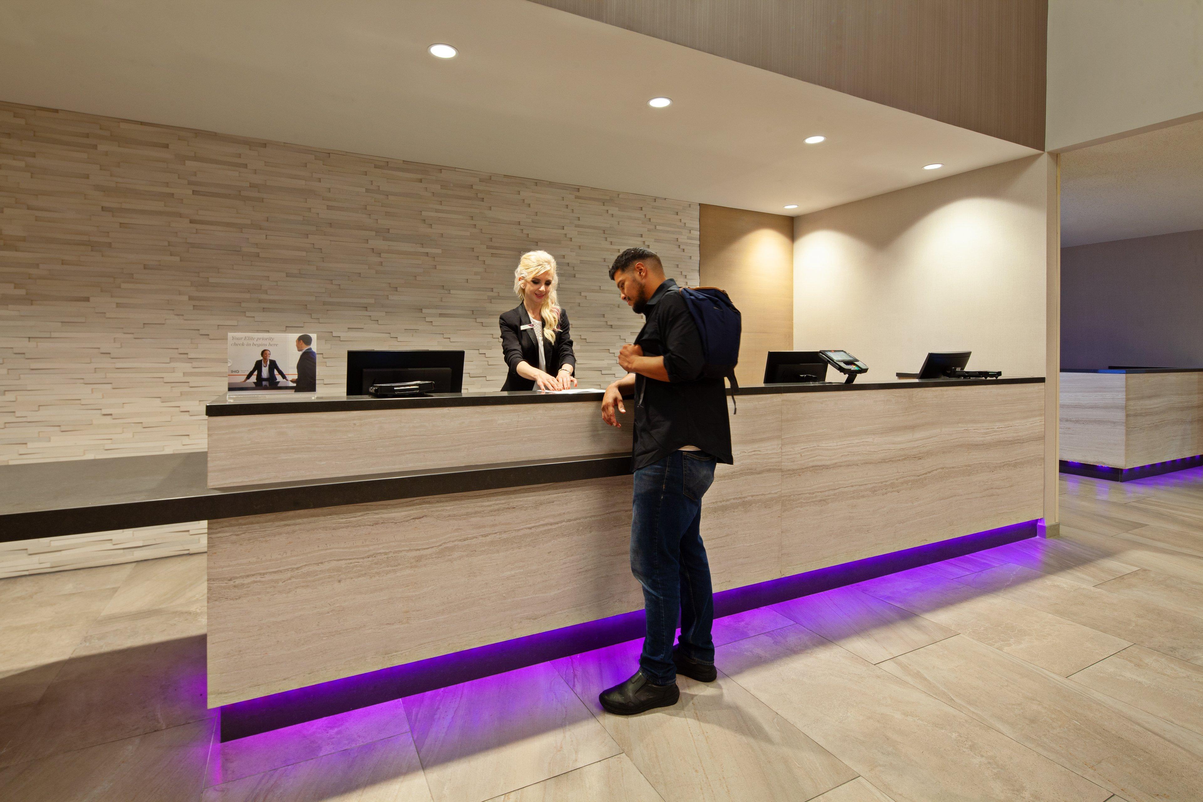Crowne Plaza Silicon Valley North - Union City By Ihg Bagian luar foto