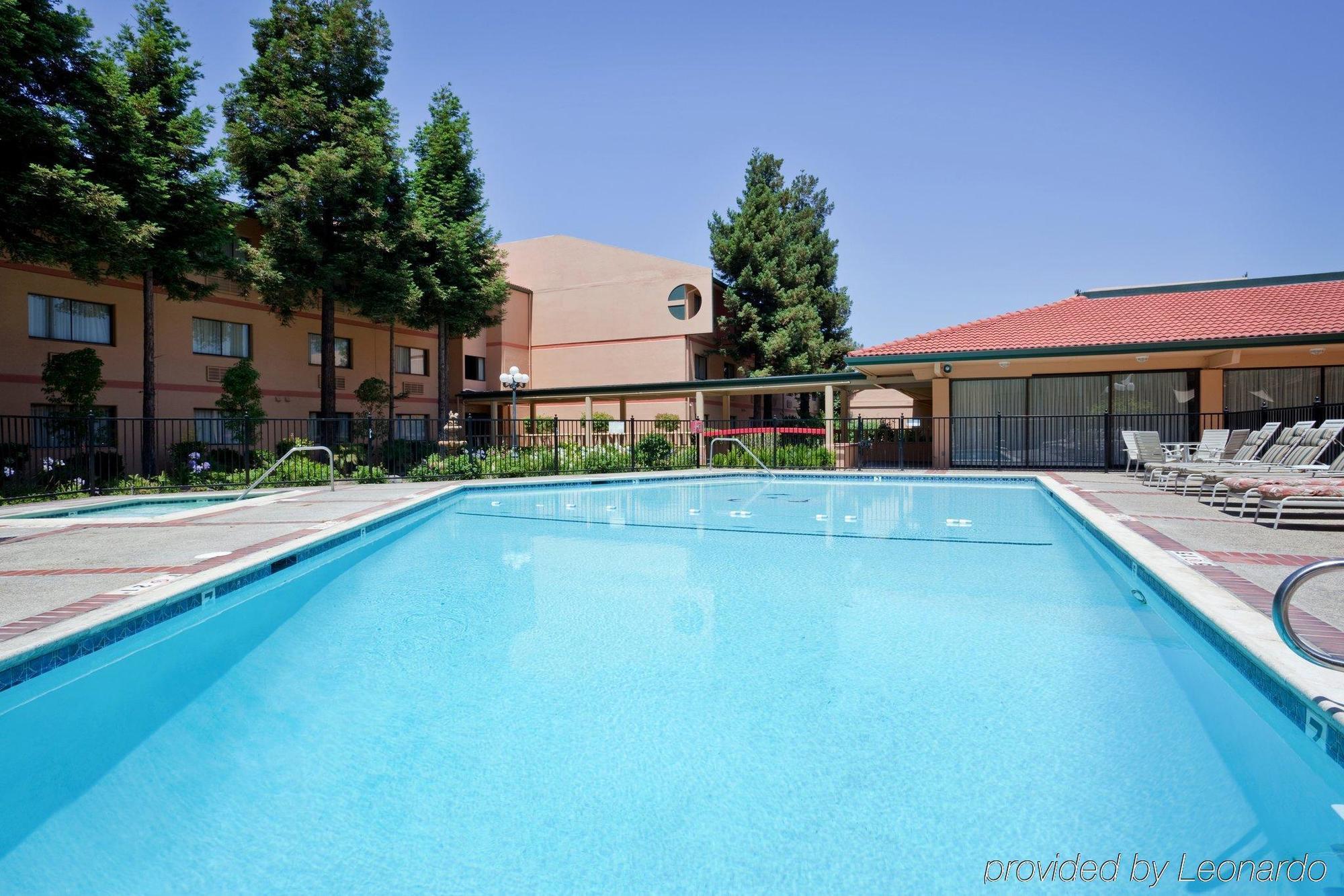 Crowne Plaza Silicon Valley North - Union City By Ihg Bagian luar foto