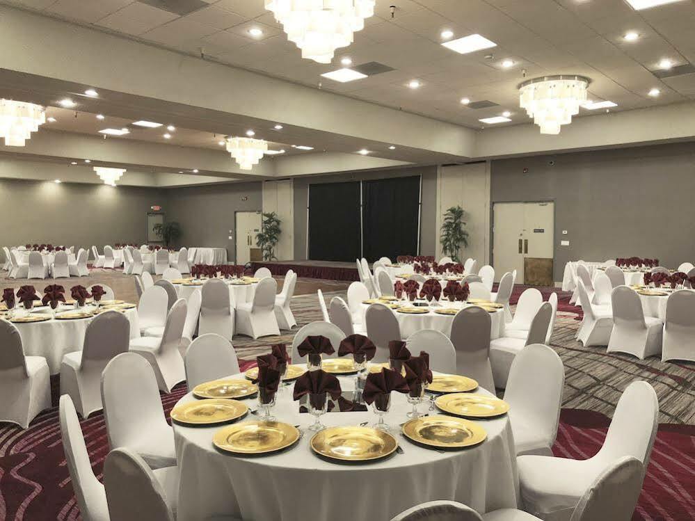 Crowne Plaza Silicon Valley North - Union City By Ihg Bagian luar foto